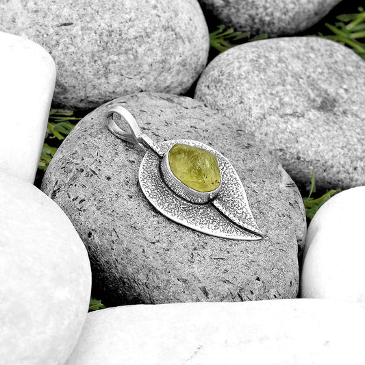 Natural Green Kyanite Rough - India Pendant P-1218 SDP134440