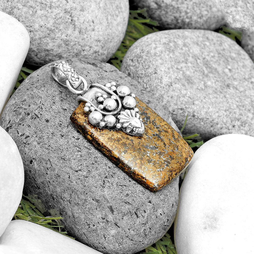 Natural Bronzite Pendant P-1313 SDP134521