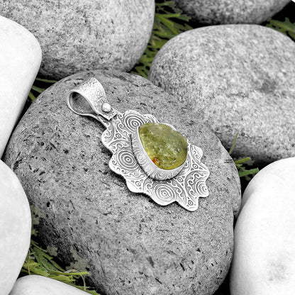 Natural Green Kyanite Rough - India Pendant P-1238 SDP134625