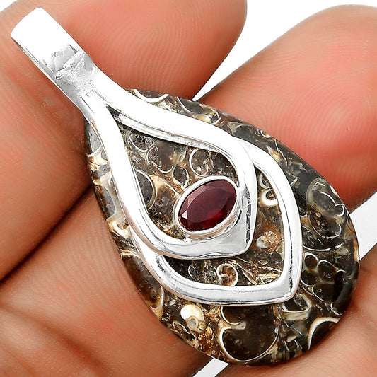 Natural Turtella Jasper USA & Garnet Pendant P-1562 SDP135453