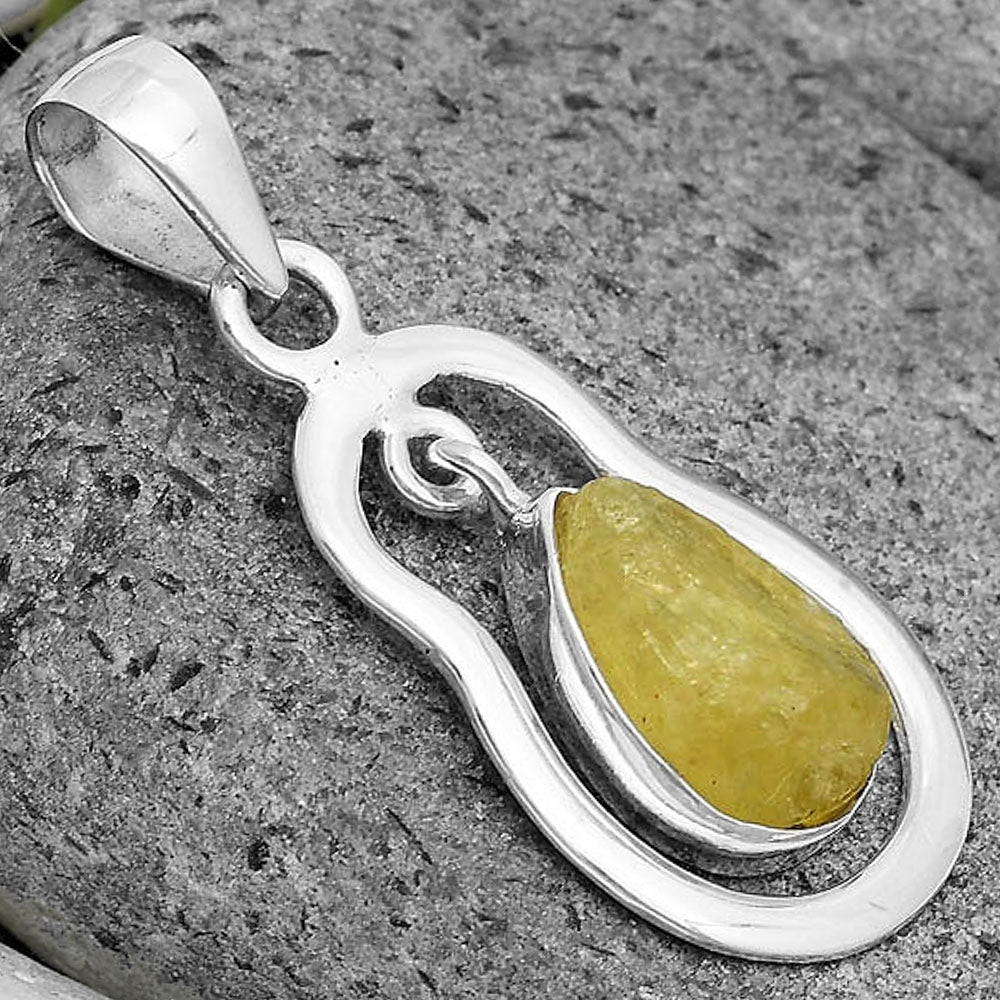 Natural Yellow Scapolite Rough Pendant P-1171 SDP135967