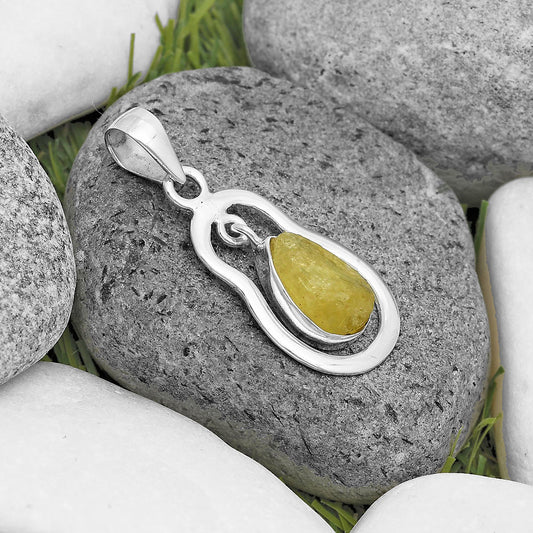 Natural Yellow Scapolite Rough Pendant P-1171 SDP135967