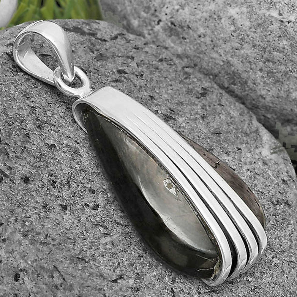 Natural Hypersthene - Canada Pendant P-1302 SDP136042
