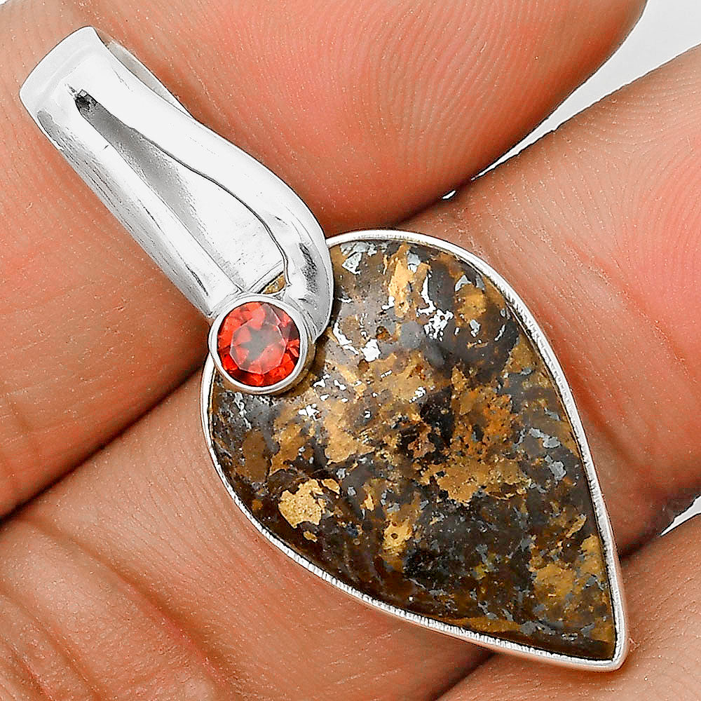 Natural Bronzite & Garnet Pendant P-1606 SDP136194