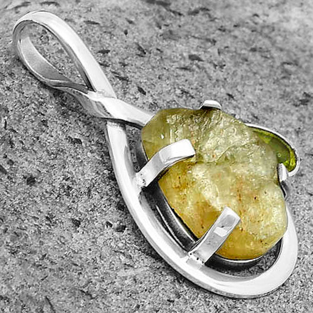 Green Kyanite Rough - India & Peridot Pendant P-1640 SDP136287