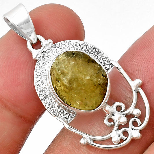 Natural Peridot Rough Pendant P-1148 SDP136460