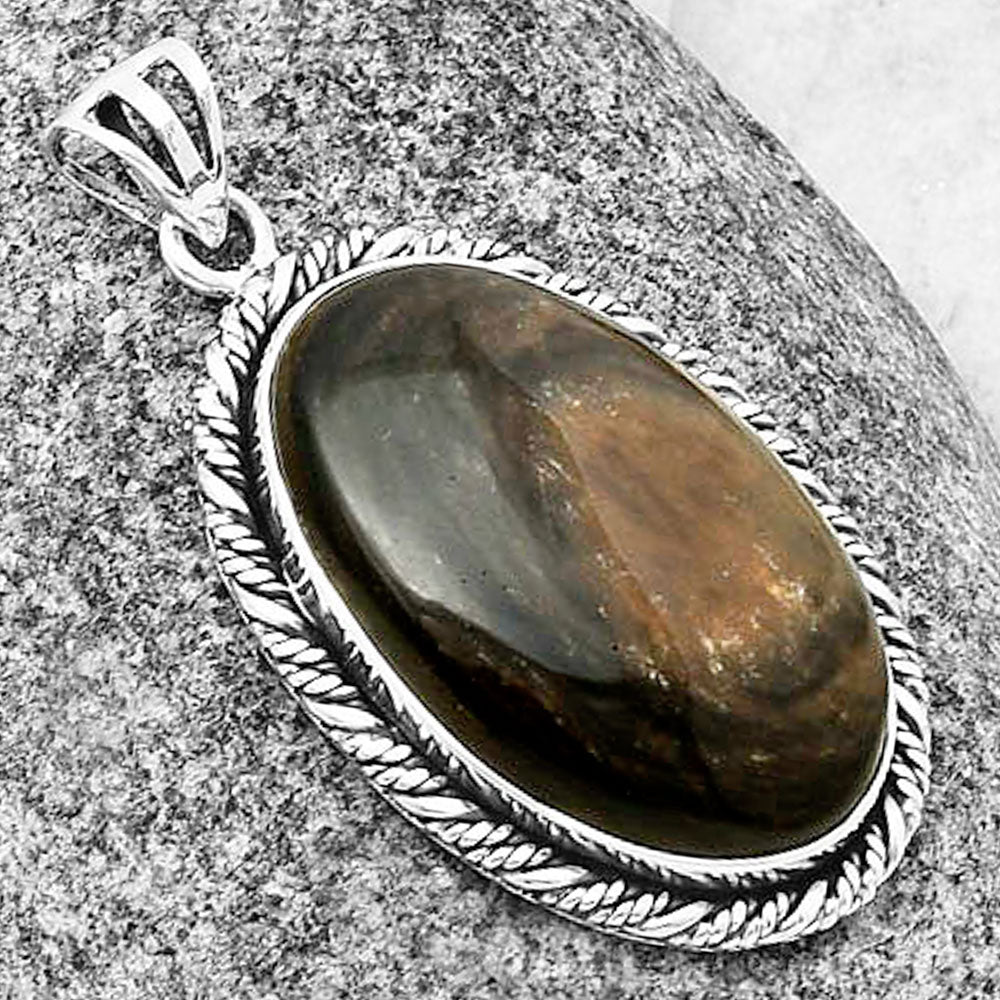 Natural Hypersthene - Canada Pendant P-1074 SDP138755