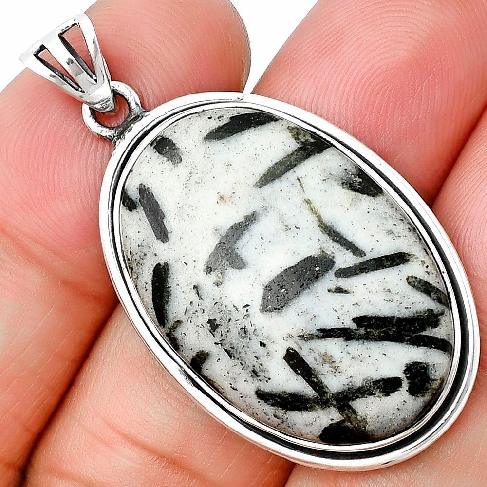Natural Hornblende Pendant P-1050 SDP138866