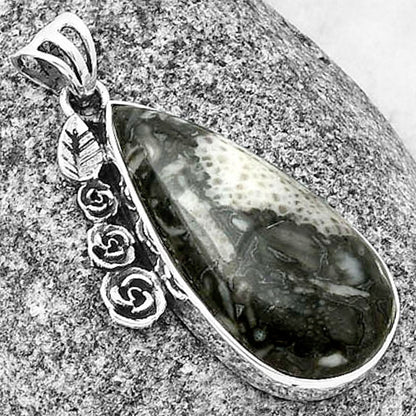 Floral - Mexican Cabbing Fossil Pendant P-1070 SDP138919
