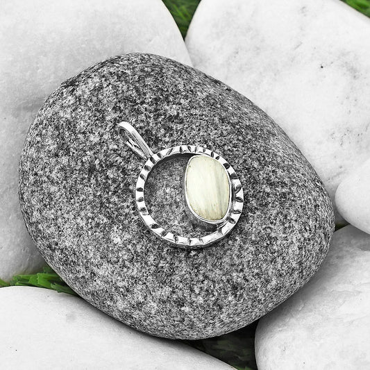 Natural White Scolecite Pendant P-1067 SDP139628