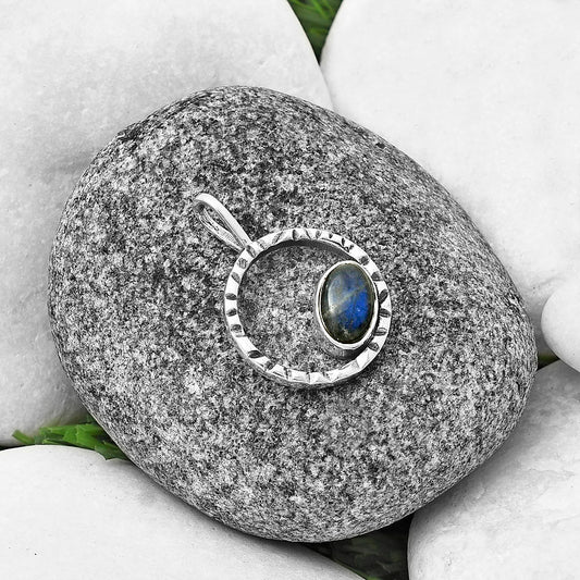 Blue Fire Labradorite - Madagascar Pendant P-1067 SDP139651