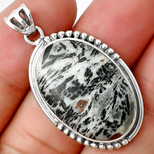 Natural Hornblende Pendant P-1073 SDP139791
