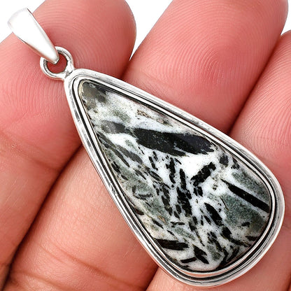 Natural Hornblende Pendant P-1050 SDP140443