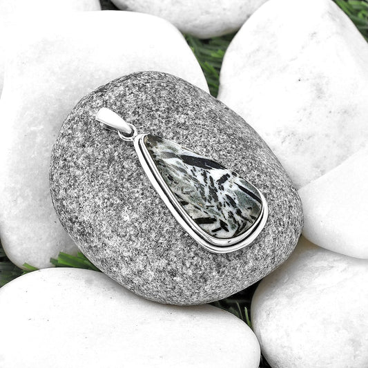 Natural Hornblende Pendant P-1050 SDP140443