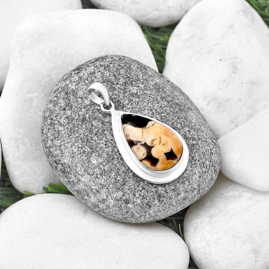 Natural Peanut Wood Pendant P-1076 SDP140491