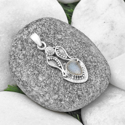 White Titanium Druzy Pendant P-1277 SDP140550