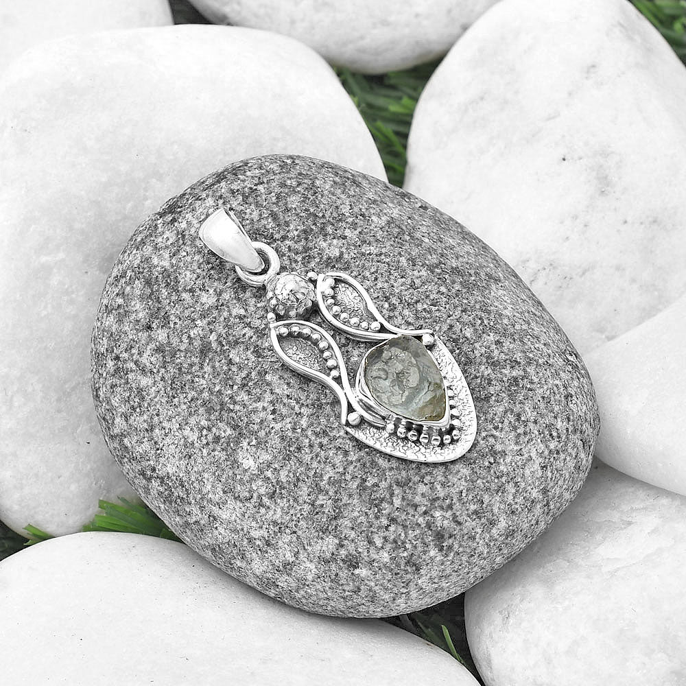 Natural Aquamarine Rough - Brazil Pendant P-1277 SDP140565