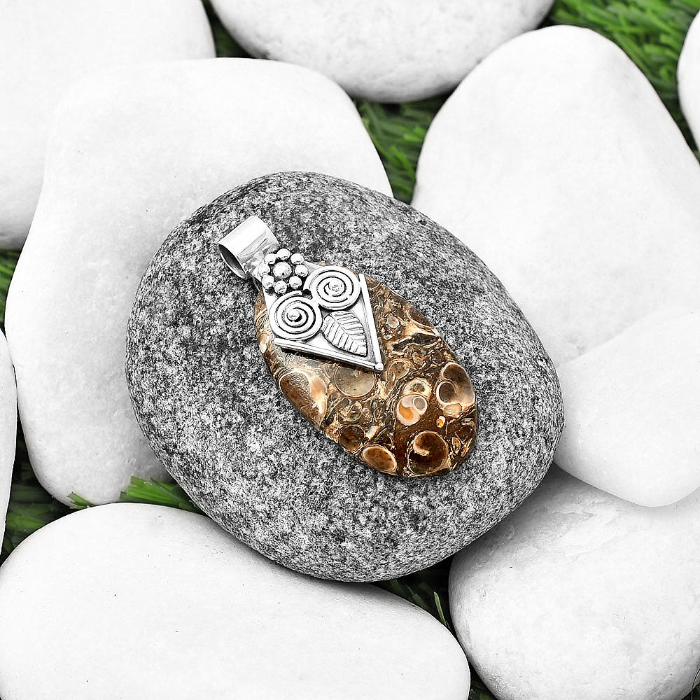 Natural Owl - Turtella Jasper - USA Pendant P-1649 SDP141019