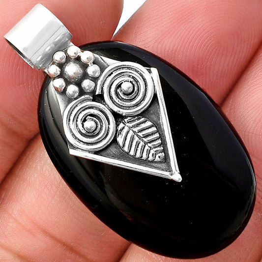 Natural Owl - Black Onyx - Brazil Pendant P-1649 SDP141021