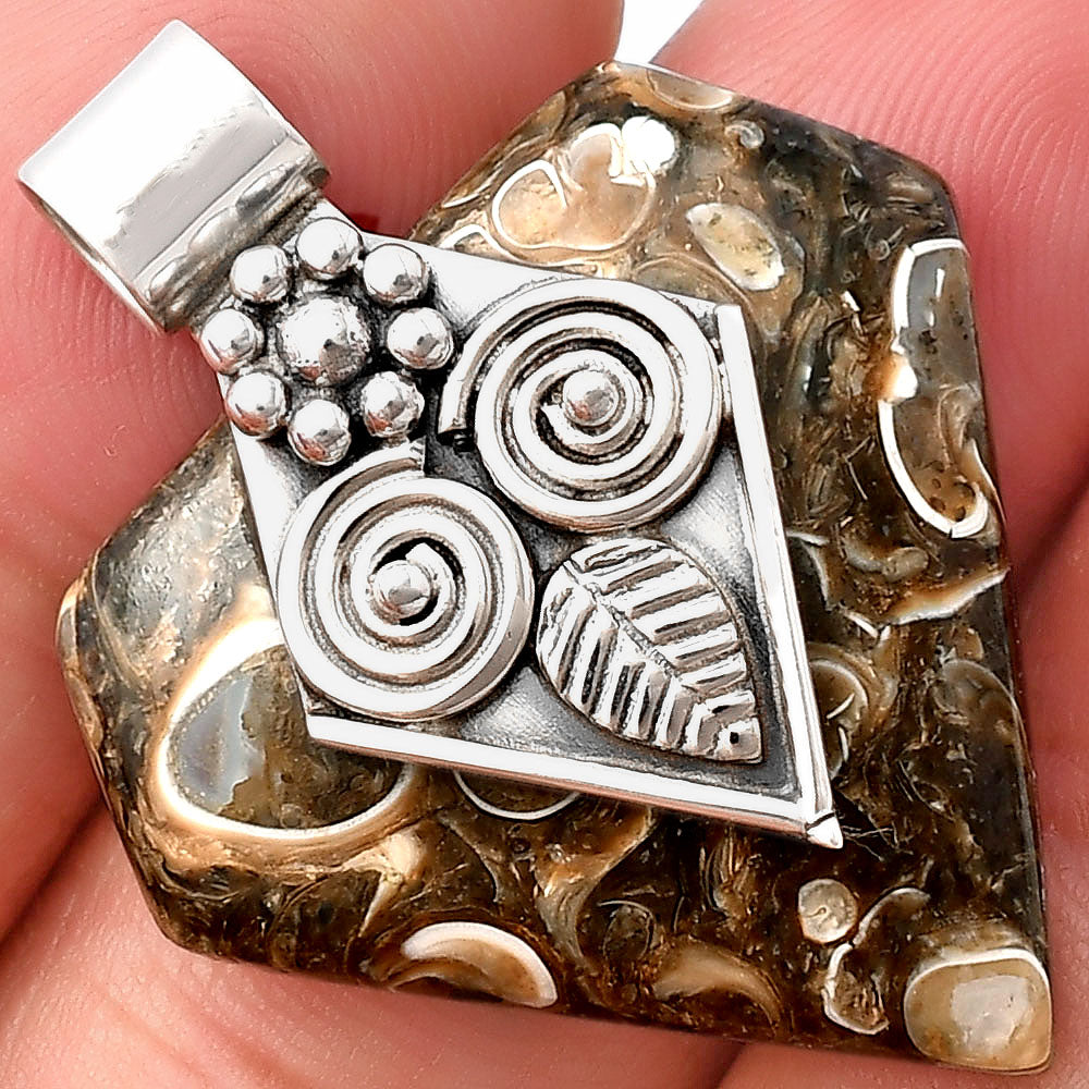 Natural Owl - Turtella Jasper - USA Pendant P-1649 SDP141025
