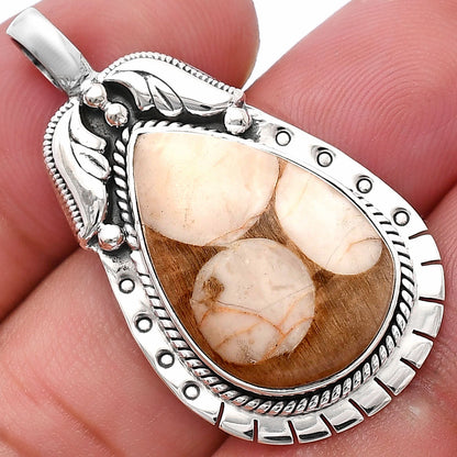 Natural Peanut Wood Pendant P-1568 SDP144227