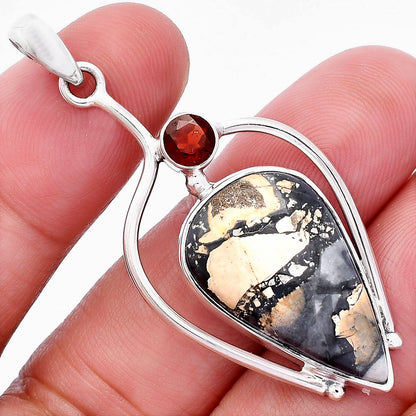 Maligano Jasper - Indonesia & Garnet Pendant P-1250 SDP146647