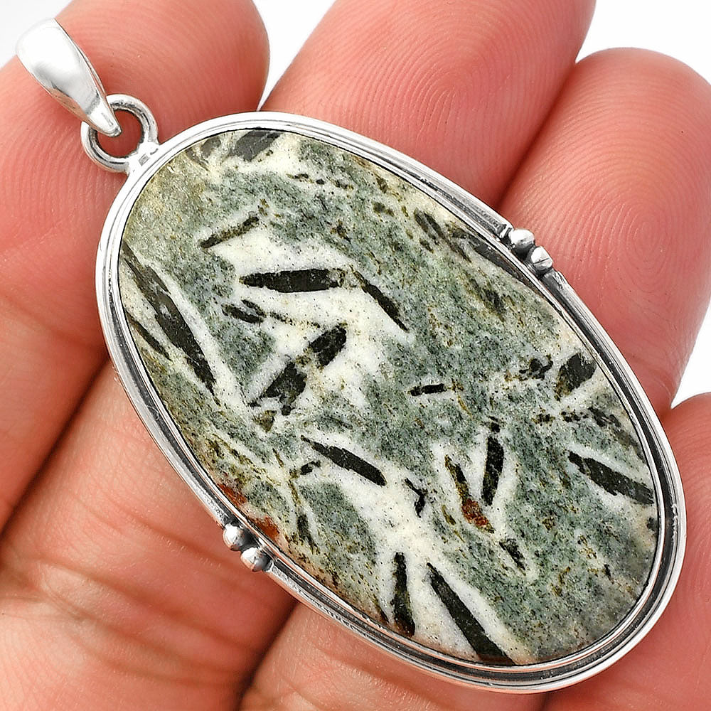 Natural Hornblende Pendant P-1064 SDP147339
