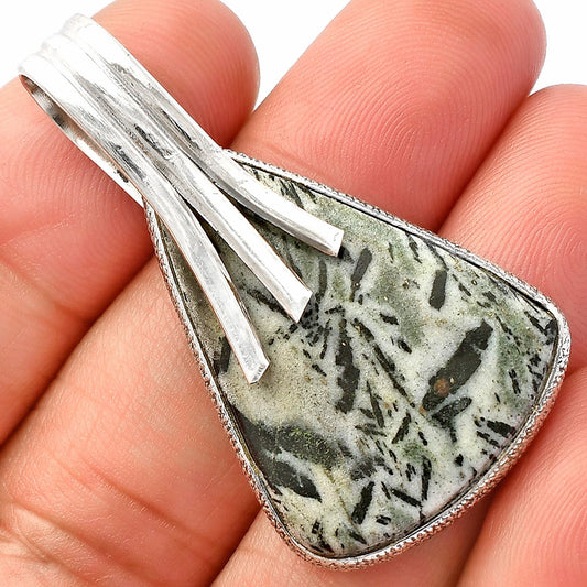 Natural Hornblende Pendant P-1167 SDP147419