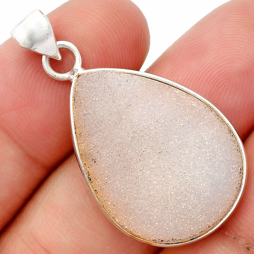 Snow White Druzy Pendant P-1001 SDP148136