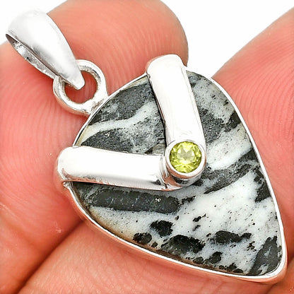 White Buffalo Turquoise & Peridot Pendant P-1735 SDP150774