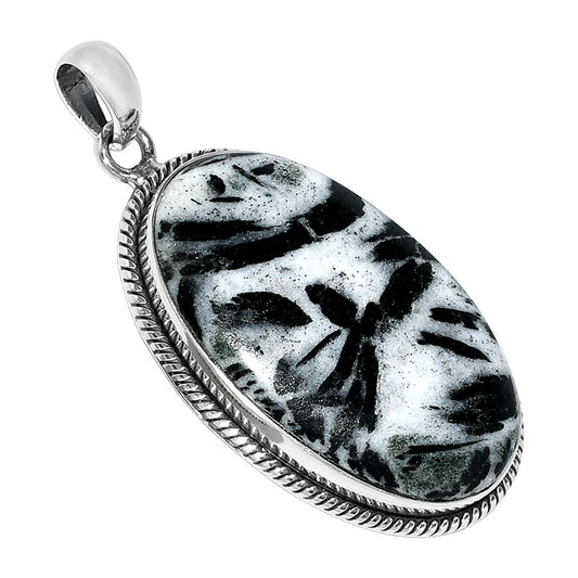 Natural Hornblende Pendant P-1068 SDP151341