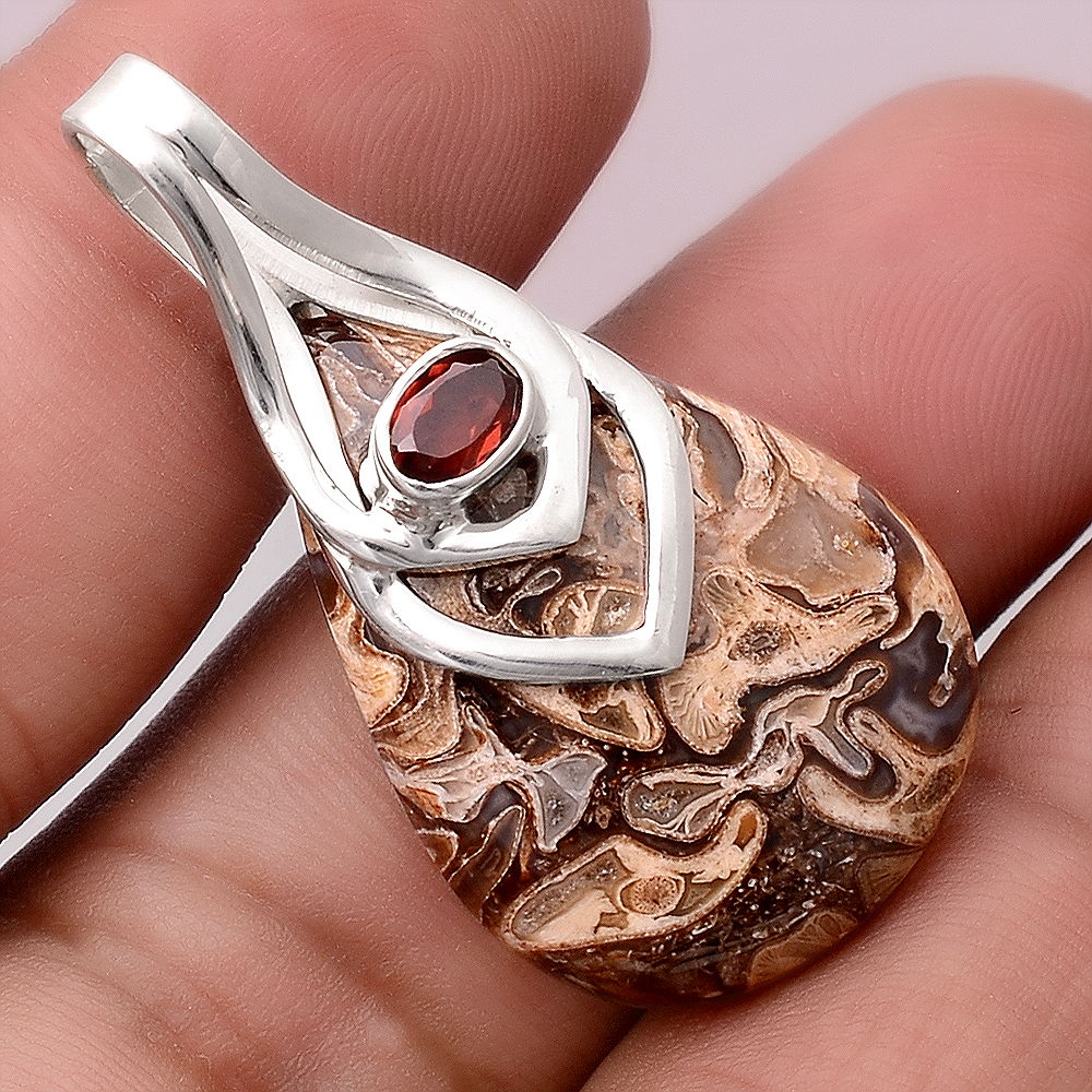 Natural Rock Calcy and Garnet Pendant P-1562 SDP155385