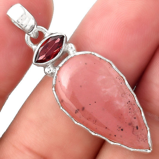 Guava Quartz - Brazil and Garnet Pendant P-1637 SDP155745