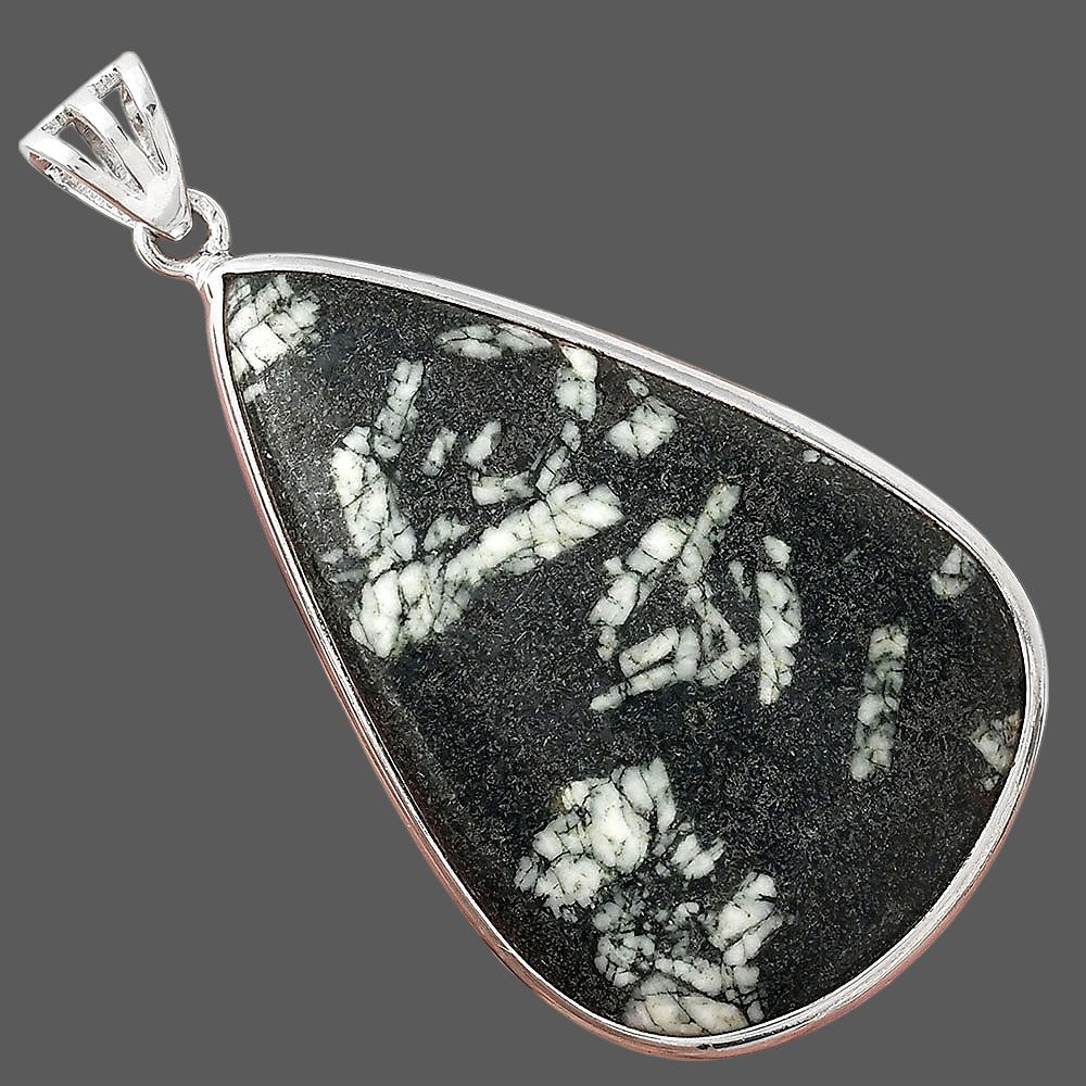 Natural Hornblende Pendant P-1001 SDP156020