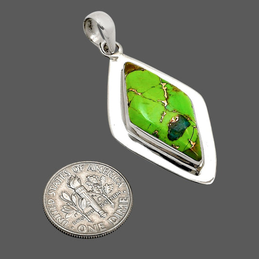 Blue Turquoise In Green Mohave Pendant P-1076 SDP158202