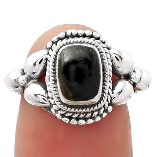 Natural Nuummite Ring size-8 R-1286 SDR157915