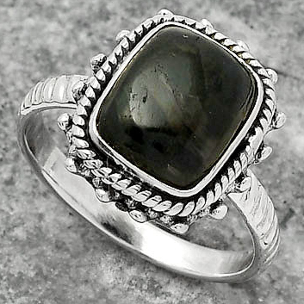 Natural Nuummite Ring size-9 R-1332 SDR161429