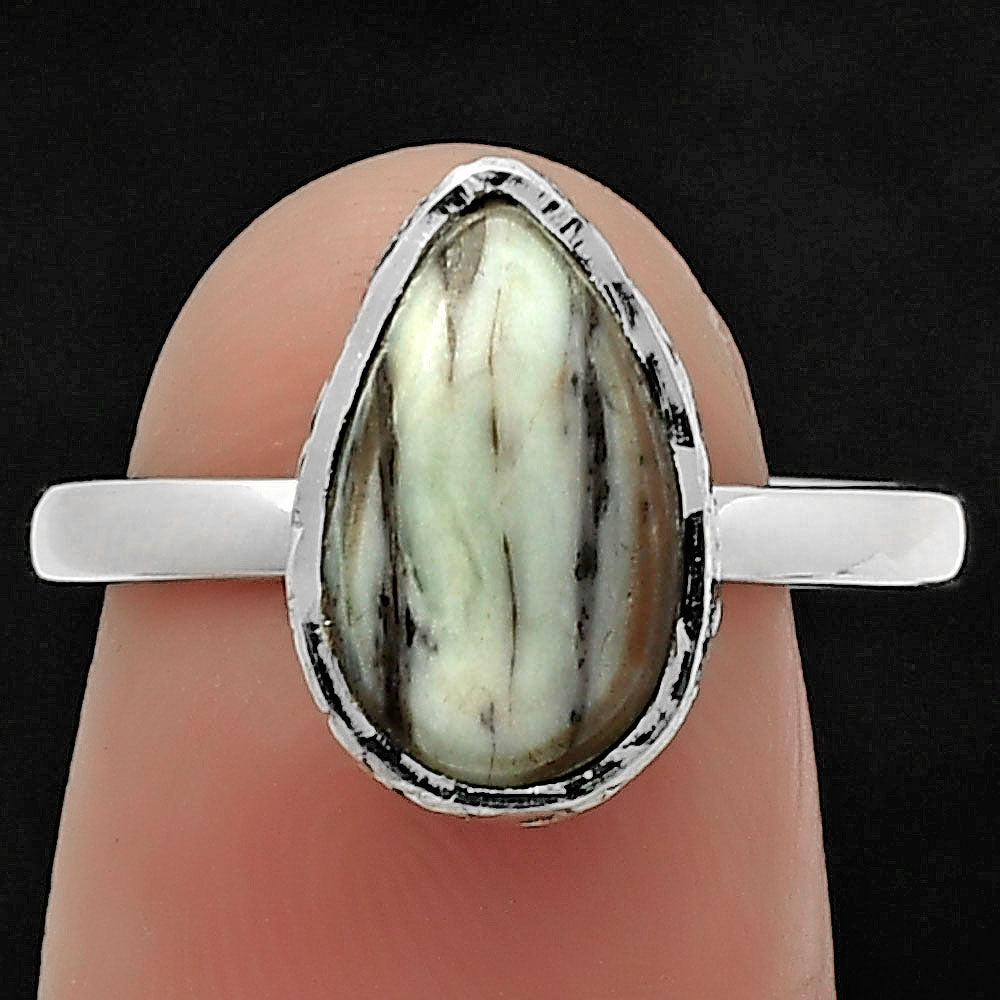 Natural Kammererite - Finland Ring size-8 R-1191 SDR162007