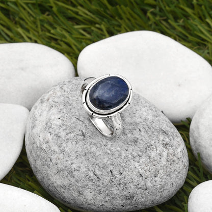 Blue Fire Labradorite - Madagascar Ring size-7 R-1011 SDR164117