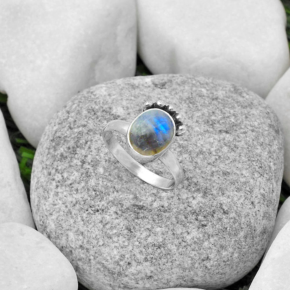 Natural Rainbow Moonstone - India Ring size-7 R-1222 SDR166819