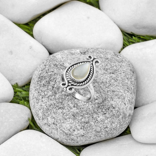 Natural Srilankan Moonstone Ring size-7 R-1108 SDR170762