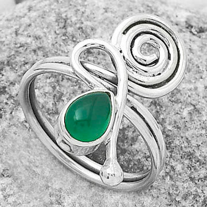 Spiral - Natural Green Onyx Ring size-7 R-1556 SDR172690