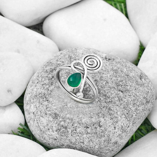Spiral - Natural Green Onyx Ring size-8 R-1556 SDR172696
