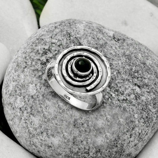 Spiral - Natural Black Onyx - Brazil Ring size-7 R-1361 SDR175289