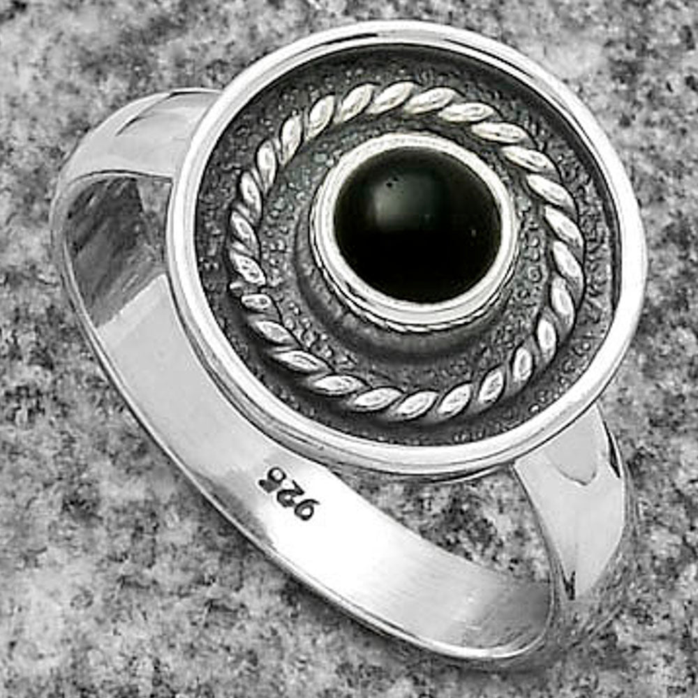 Natural Black Onyx - Brazil Ring size-8 R-1439 SDR175734