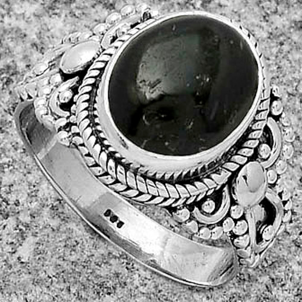 Natural Nuummite Ring size-7 R-1170 SDR179398