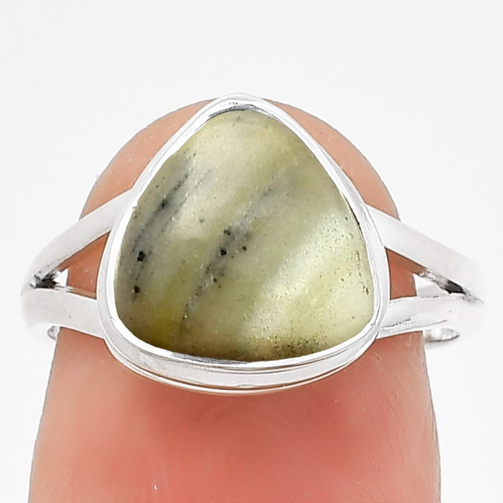 Natural Serpentine Ring size-7 R-1008 SDR181226