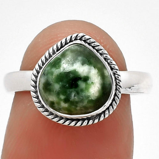 Natural Dioptase Ring size-7 R-1009 SDR181311