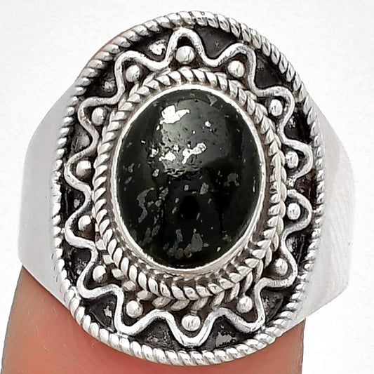 Natural Nuummite Ring size-8 R-1501 SDR182536