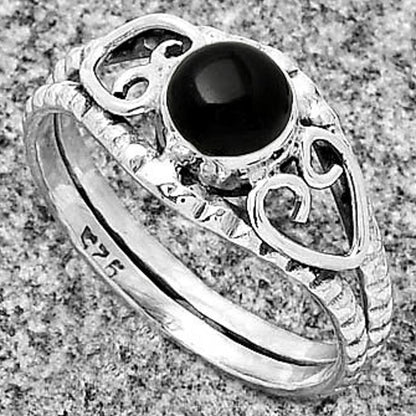 Natural Black Onyx - Brazil Ring size-8 R-1143 SDR183378